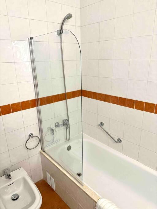 Apartamento St Agusti - Centro マタロー エクステリア 写真